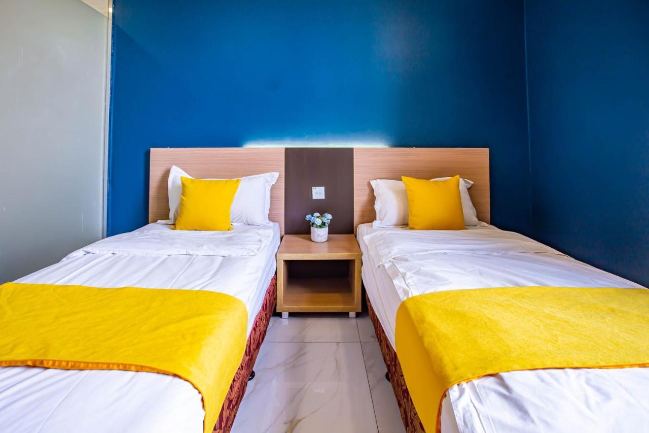 Beez Hotel Kuala Lumpur Exterior photo